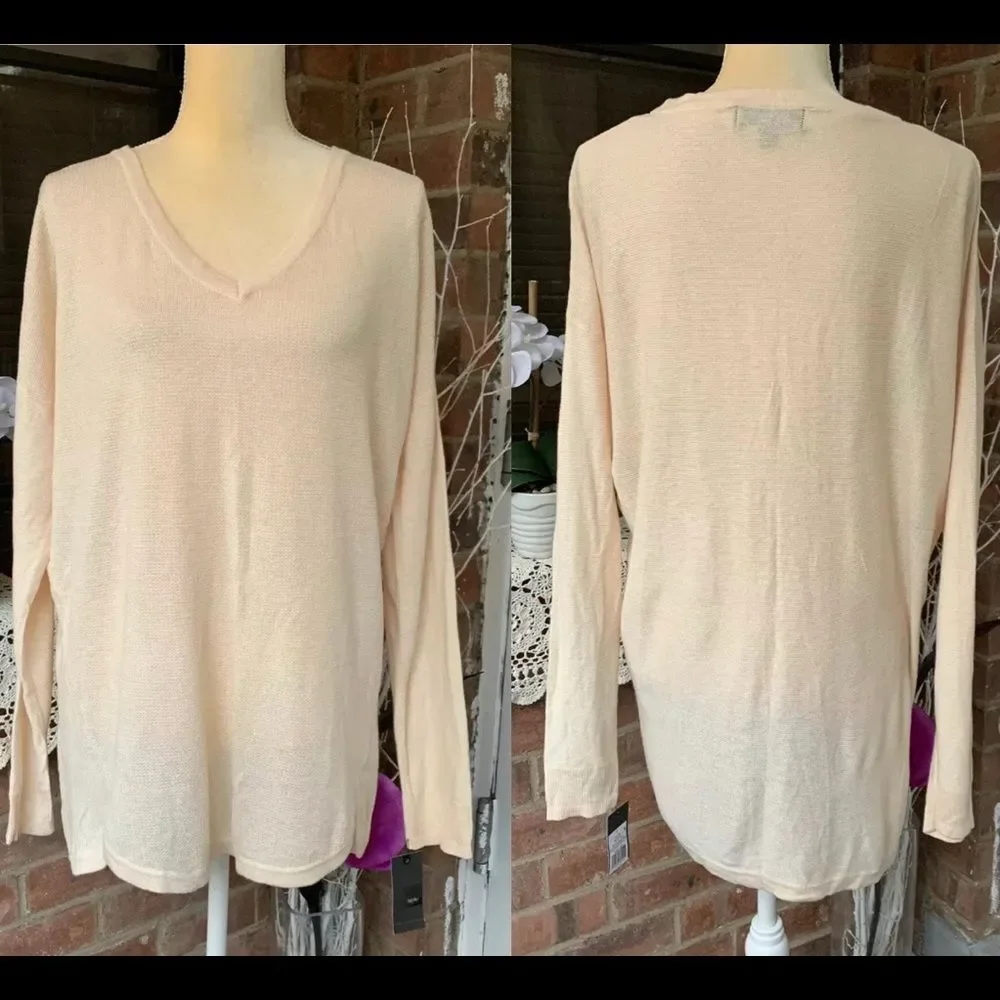 NWT Mossimo Knit Top Peach Sheer Stretch Light Size L Peach Color